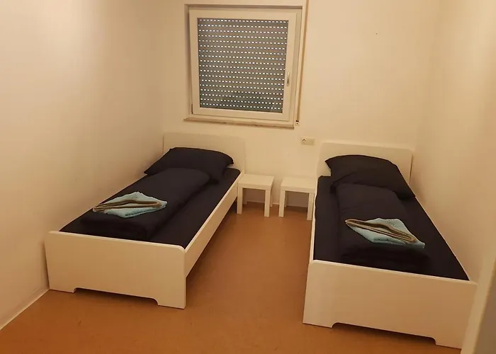 4-zimmer Monteurwohnung In Calw - L8 Apartmán Niederdorla